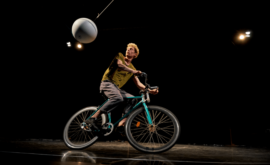Ceramic Circus -  CIE Unlisted/Julian Vogel in samenwerking met House of Panama